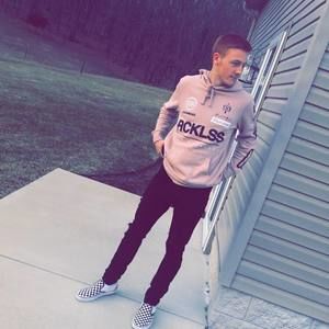 Meet your Posher, Drew